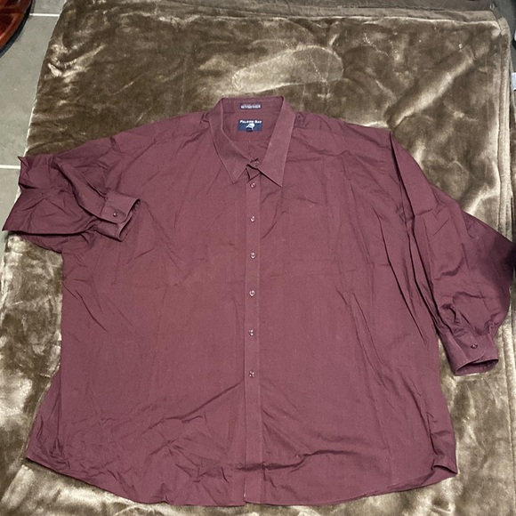 Mens long sleeve dress shirt. - Picture 1 of 2
